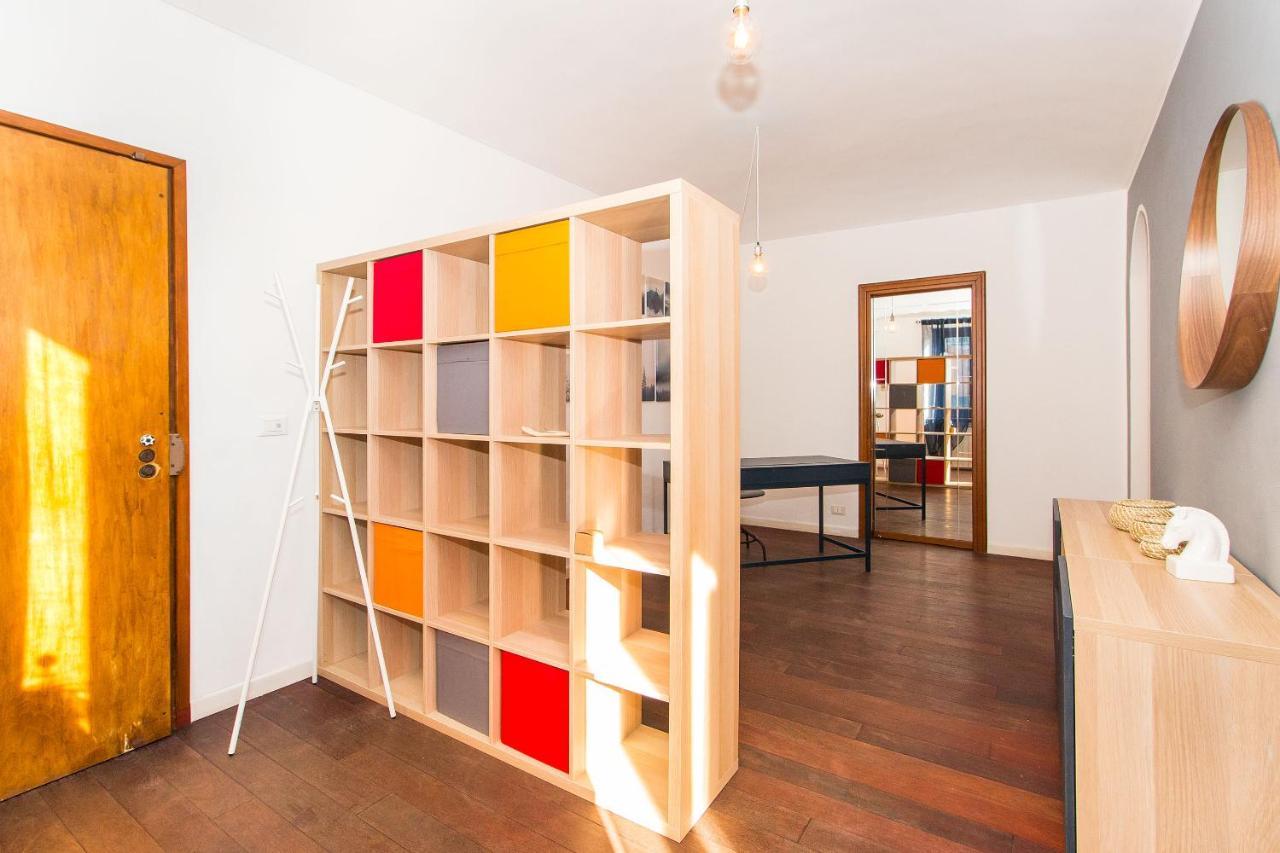 Colorful Statuto Square Design Apart Apartment Turin Exterior photo