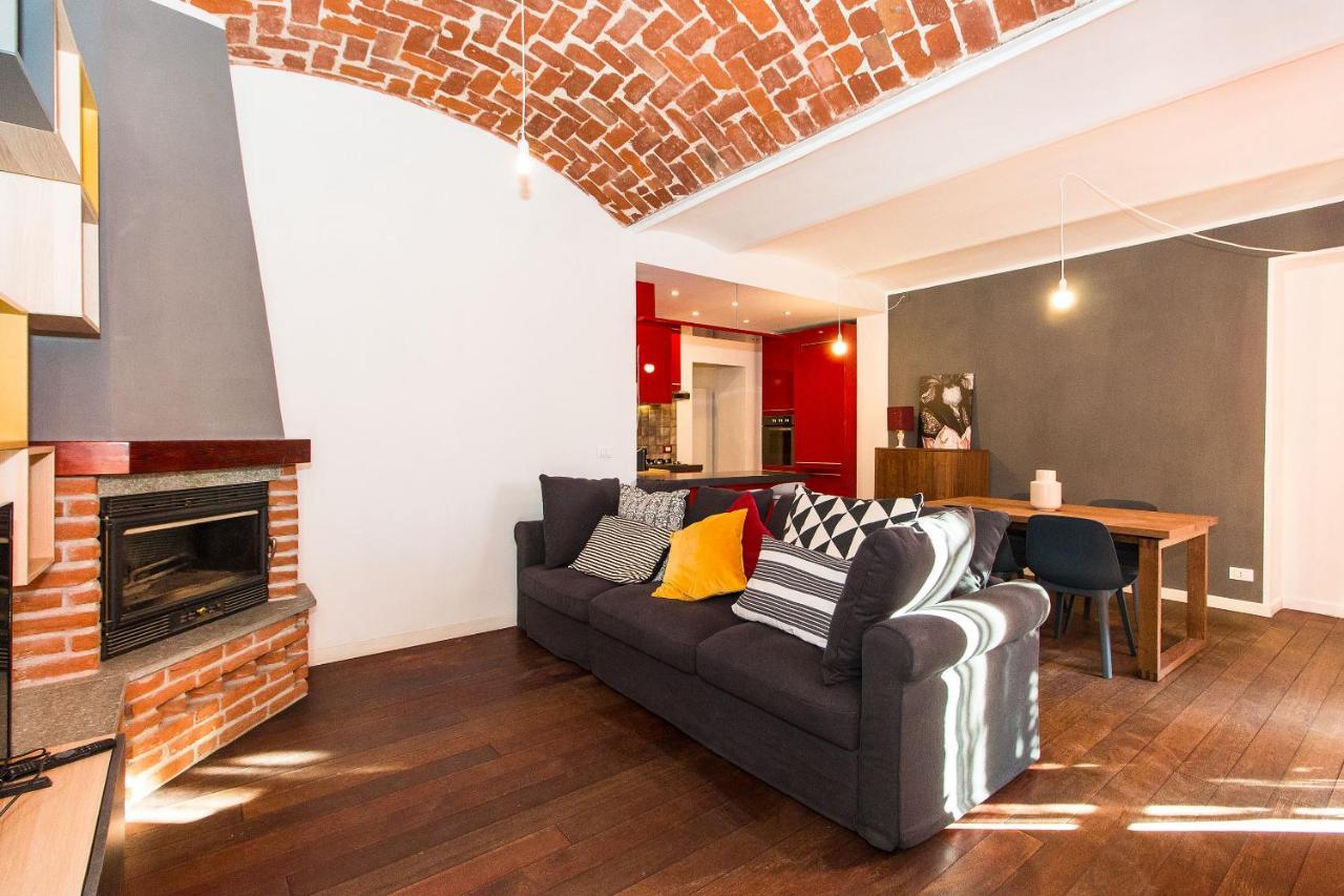 Colorful Statuto Square Design Apart Apartment Turin Exterior photo