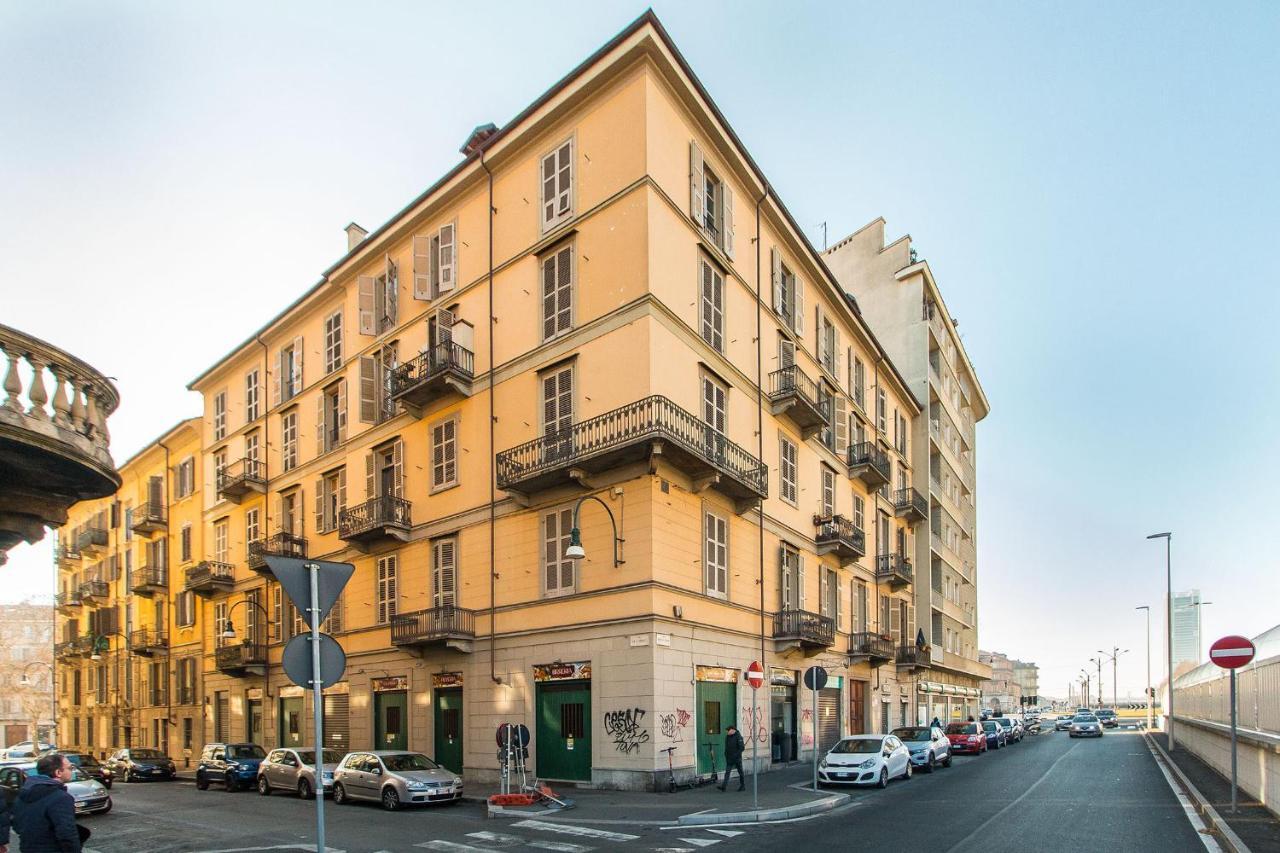 Colorful Statuto Square Design Apart Apartment Turin Exterior photo