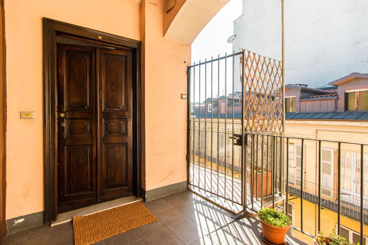 Colorful Statuto Square Design Apart Apartment Turin Exterior photo